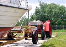 ein U 550 Super Bj.76 als Hafenschlepper in Stralsund