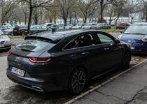 Rückansicht / Seitenansicht: Kia Proceed ( Shooting Brake ) auf dem Basis des Kia Ceed Mk3. Foto: 12.2022.