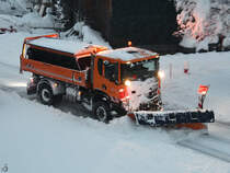 Viel zu tun gab es Anfang Dezember 2023 für den Winterdienst in Pfronten. Hier versucht ein Scania-Winterdienstfahrzeug die Straßen freizumachen.