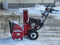 Diese kleine Schneefräse HS760 von Honda habe ich Ende November 2023 in Pfronten gesehen.