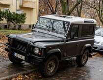 Diesen Land Rover Defender, Baujahr 2006 habe ich in 12.2022 fotografiert.