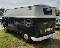 =VW T 1, gesehen auf dem Ausstellungsgelände der Oldtimerveranstaltung in Frankenberg/Eder im Mai 2023