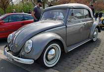 =VW Käfer Cabrio, gesehen bei der Oldtimerveranstaltung in Frankenberg/Eder im Mai 2023