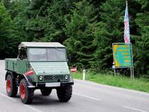 UNIMOG; Baujahr1956;40PS am Heimweg von der Oldtimerveranstaltung  Turmwirt ; 090621