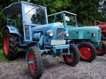 EICHER-Tiger1-EM200S,Bj.1964 und mit 33PS posiert anl�sslich der Oldtimerausstellung beim Turmwirt neben einem Kramer KL400;090621