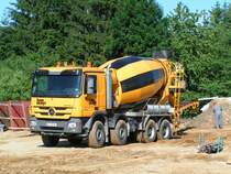 ACTROS4141 mit Betonabzugsf�rderband bei der HTL-Baustelle in Ried i.I.; 090617 