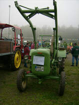 Alter Stihl Schlepper beim 5.Oldtimer und Traktorentreffen des ADMV Gr�nhain