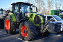 Ein CLAAS Arion 650 Traktor am 08.01.24 Großer Stern Berlin bei der Demo der Landwirte. 