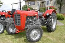 MF 35 steht in der Oldtimerausstellung in Fulda-Harmerz am 07.06.2009