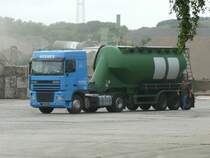 22.06.09,DAF 95 XF in Gelsenkirchen,Hafen Grimberg.