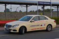 Mercedes Benz E-Klasse als Taxi, gesehen am Emdener Außenhafen. 10.2014