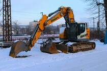 Christof Brand Liebherr 926 Compact am 20.01.24 in Hanau Hbf