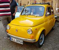 =Fiat 500, gesehen bei der Sonderausstellung Fiat 500 auf Schloss Spangenberg im Mai 2023