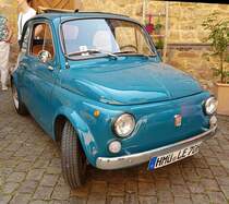 =Fiat 500, gesehen bei der Sonderausstellung Fiat 500 auf Schloss Spangenberg im Mai 2023