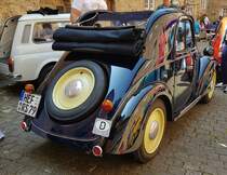 =Fiat 500 Topolino, gesehen bei der Sonderausstellung Fiat 500 auf Schloss Spangenberg im Mai 2023