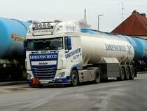 DAF mit Tanksattelauflieger bei der Entleerung von Diesel/Heizöl Kesselwagen am Bhf. Ried; 230217