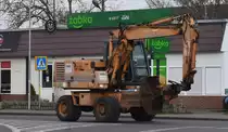 Älterer CASE POCLAIN 688B Mobilbagger in der polnischen Stadt Kostrzyn nad Odrą am 13.03.24