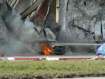 feurig ist er schon der 3er, aber bestimmt nicht mehr schnell

Grobrand in einem Baumarkt in Oberhausen am 14.03.06