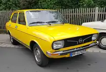 =Atlantis Amalfi CS 1800, hier als Nachbau, aus der Fersehserie  PS - Geschichten ums Auto  aus dem Jahr 1974. Technische Basis für diesen Nachbau war ein Fiat 132 S. Ausgestellt war das Fahrzeug bei den Fladungen Classics im Juli 2023