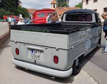 =VW T 1 Pritsche, ausgestellt bei den Fladungen Classics im Juli 2023