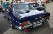 =Opel Admiral 2.8 E Automatic, ausgestellt bei den Fladungen Classics 2023 im Juli 23. Frontansicht des Fahrzeugs siehe Bild 151190.