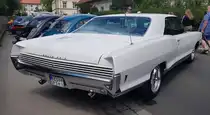 =Pontiac Grand Prix, Bj. 1966, 6,4 l, ca. 270 PS, gesehen bei den Fladungen Classics im Juli 2023. Frontbild des Fahrzeuges siehe Bild 203436.