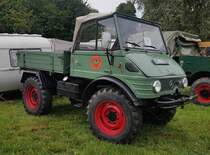 =Unimog, ausgestellt bei der Oldtimerveranstaltung in Tann/Rhön, 09-2023