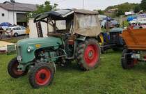 =Kramer hat einen Hanomag im Schlepp bei der Oldtimerveranstaltung in Tann/Rhön, 09-2023