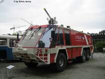 Titan TR30 6x6 im Verkehrshaus in Luzern. Nach dem im Flughafen neuere Leistungsstrkere Flugfeldlschfahrzeuge zum Einsatz kamen. Wurde dieser Titan ausgemustert, und dem Verkehrshaus zur Verfgung gestellt.