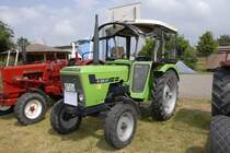Deutz 2807 ist Gast in 76689 Karlsdorf-Neuthard zur Oldtimerausstellung, 29.06.2009
