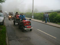 Eigenbautraktor beim Korso durch Grnhain beim 5. Oldtimer und Schleppertreffen des ADMV