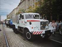 Eine Kraz Zugmaschine der Sachsen-Schwertransport bei der Oldtimerparade der DVB AG im Sommer 2006