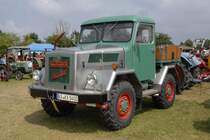 Kramer KA 540, Bj. 1958, mit kurzer Ladepritsche, gesehen in Karlsdorf-Neuthart anl. der Oldtimerausstellung am 29.06.2009