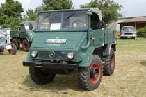 Unimog 411, Bj. 1962, bei der Oldtimerausstellung in 76689 Karlsdorf-Neuthard am 29.06.09 