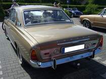 Heckansicht des Ford Taunus P5 20M TS Hardtop Coupe aus dem Jahr 1966. Oldtimertreffen an der Burgruine in Essen-Burgaltendorf am 26.05.2024.