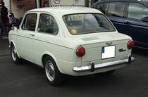 Heckansicht der Fiat 850 Special Limousine.  Forza Italia  = Oldtimertreffen für italienische Fahrzeuge am 30.05.2024 an Mo´s Bikertreff in Krefeld.