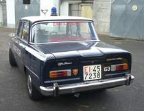 Heckansicht eines ehemaligen Einsatzfahrzeuges der italienischen Carabinieri, einem Alfa Romeo Giulia 1300 Super.  Forza Italia  = Oldtimertreffen für italienische Fahrzeuge am 30.05.2024 an Mo´s Bikertreff in Krefeld.