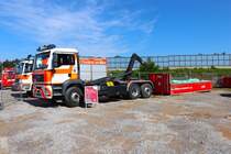 Berufsfeuerwehr Frankfurt am Main Mercedes Benz MAN TGA WLF auf der Wache 20 Flughafen am 26.05.24 beim Tag der offenen Tür