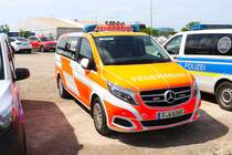 Berufsfeuerwehr Frankfurt am Main Mercedes Benz Vito ELW B-Dienst der Wache 2 am 26.05.24 beim Tag der offenen Tür an der Wache 20