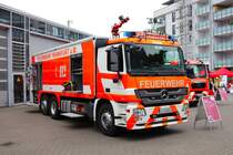 BF Frankfurt am Main Mercedes Benz Actros Lentner GTLF10 (Florian Frankfurt 4/26) am 02.06.24 beim Tag der offenen Tür auf der Wache 4