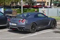 Nissan GT R aufgenommen auf einem Parkplatz. 05.2024