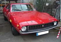 AMC Javelin SST aus dem Jahr 1972 im Farbton Trans Am red. Den 1972´er Javelin gab es in der Ausstattungsvarianten SST, wie hier abgelichtet, sowie der noch sportlicheren AMX Variante. Der Kunde konnte zwischen etlichen Motorisierungen in der Bandbreite von einem 3.8l Sechszylinderreihenmotor bis zum 6.6l V8-Motor. 16. Oldtimer-Festival an der  Alten Dreherei  in Mülheim an der Ruhr am 15.06.2024.