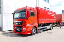 BF Frankfurt am Main MAN TGX Fahrschule LKW am 02.06.24 beim Tag der offenen Tür auf der Wache 1