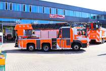 BF Frankfurt am Main Mercedes Benz Atego DLK23/12 am 02.06.24 beim Tag der offenen Tür auf der Wache 1