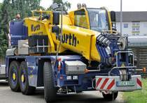 Autokran der Firma  Kurth Autokrane  bei einer kleinen Gewerbeausstellung am 04.07.2009 in Bad Mnstereifel.