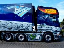 Scania R TL Khlkoffer-Sattelzug  Die Raumfahrt . Dieses Fahrzeug wird als Modell von der Firma Herpa im Mastab 1:87 angeboten. 