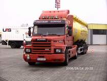 Scania Silozug abgestellt auf dem Parkplatz in Dsseldorf Reisholz
