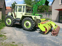 MB Trac mit Bodenauflockerungs Gert auf dem Gelnde der TU Landtechnik in Dresden 