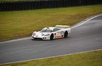 Der Saleen S7 von Full Speed Racing beim warm-up am 21.06.09 in der Motorsportarena Oschersleben.