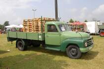 Hanomag L 28, mit Paletten beladen, bei der Oldtimerpr�sentation in Karlsdorf-Neuthart am 29.06.2009